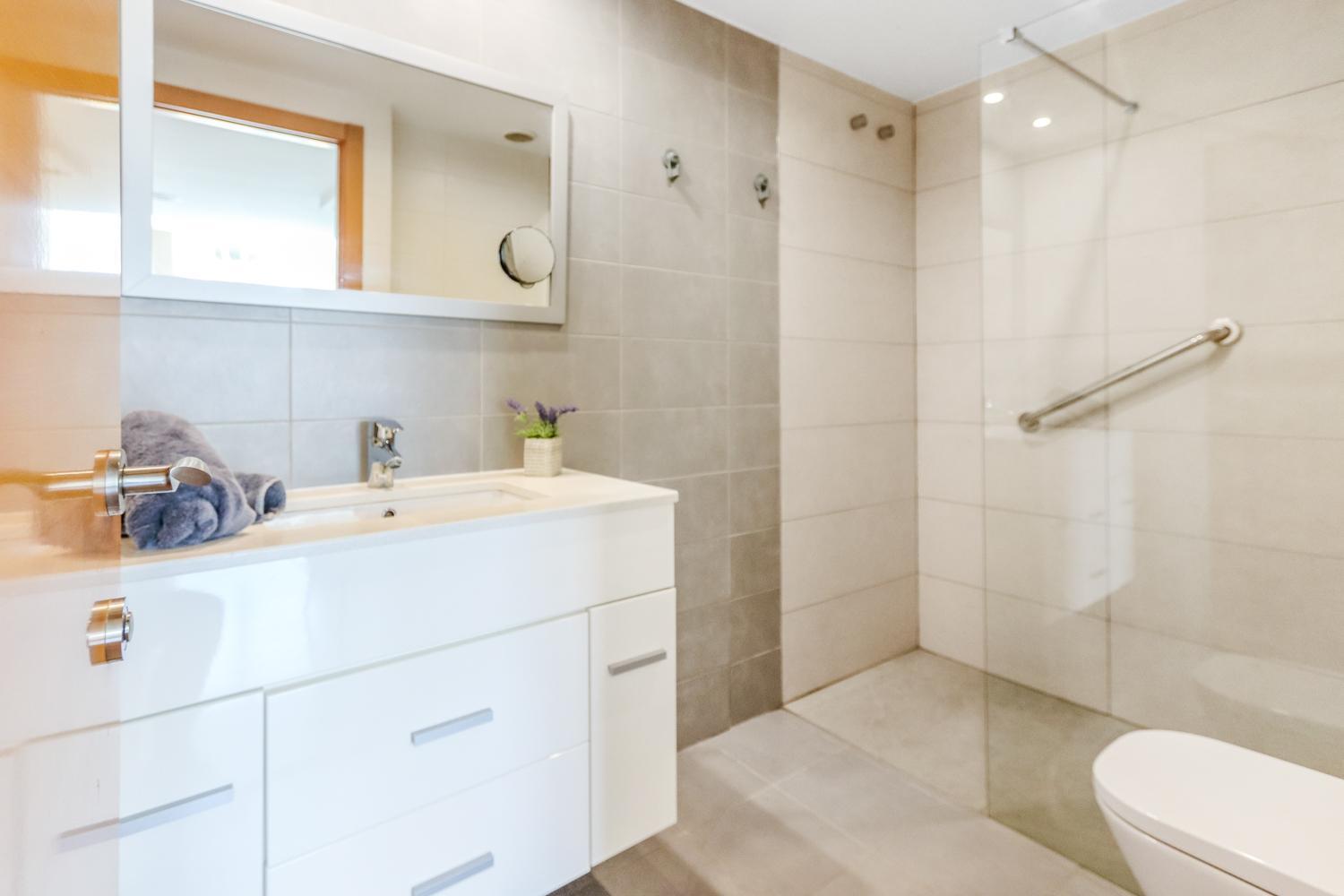 A Un Paso Del Mar Con Servicios Y Piscina ฮาเวอา ภายนอก รูปภาพ