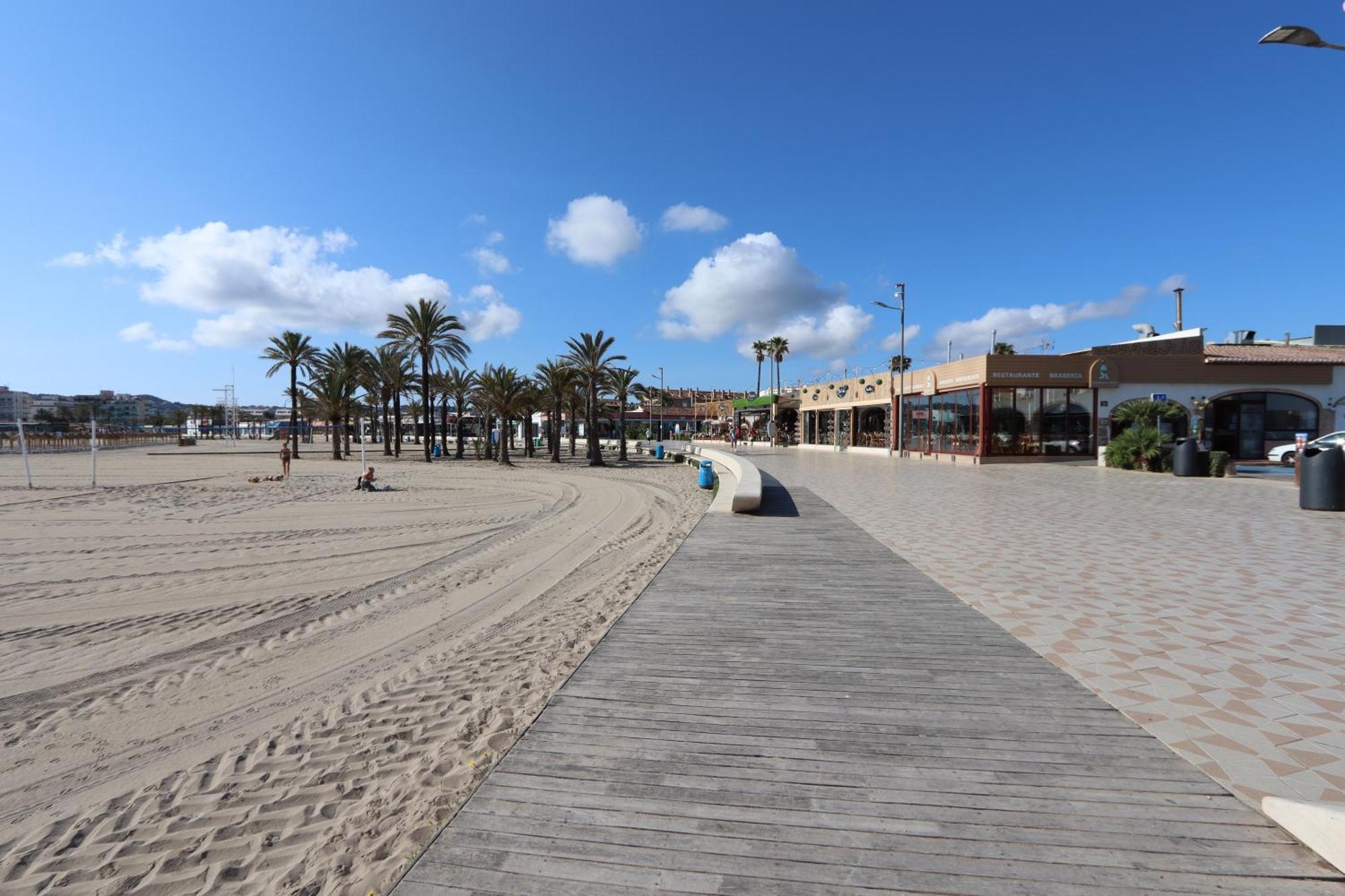 A Un Paso Del Mar Con Servicios Y Piscina ฮาเวอา ภายนอก รูปภาพ